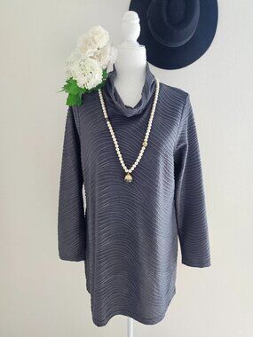 Textured Tunic Top Wave Pattern Draped Neck Loose Fit Size 2XL(fits M/L)